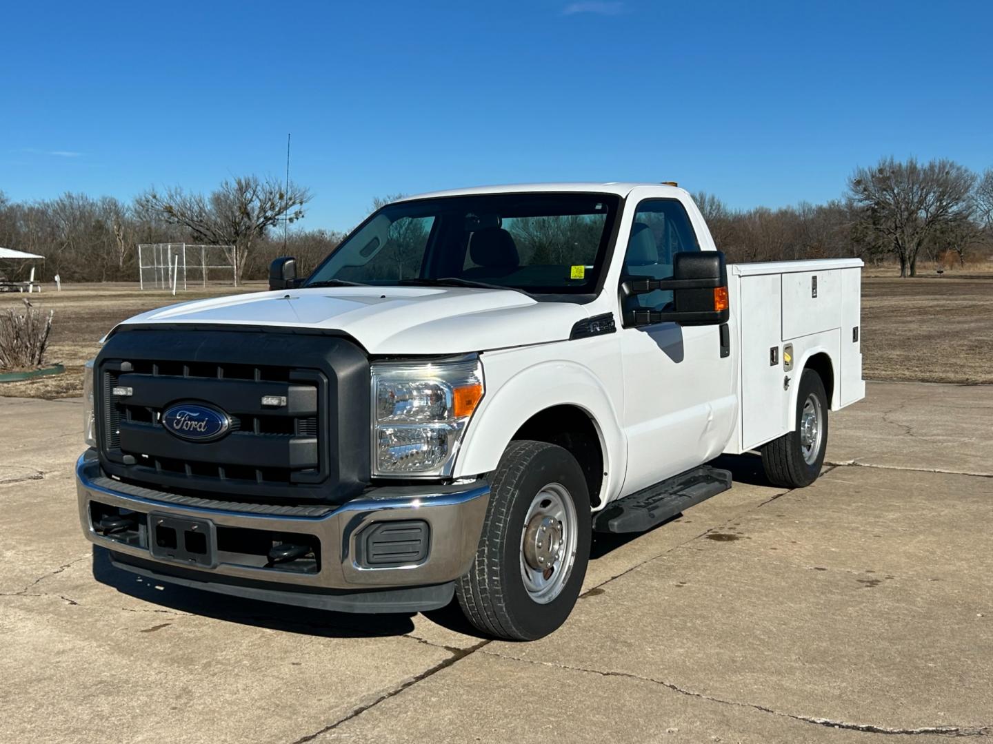 2015 White /Gray Ford F-250 SD (1FDBF2A62FE) with an 6.2L V8 F SOHC 16V engine, 6-Speed Automatic transmission, located at 17760 Hwy 62, Morris, OK, 74445, (918) 733-4887, 35.609104, -95.877060 - Photo#0